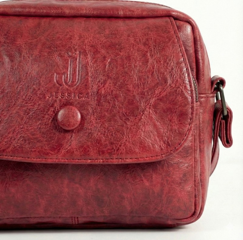 شنطة كروس جلد إيطالي مستورد لون نبيتي مقاس 15×20